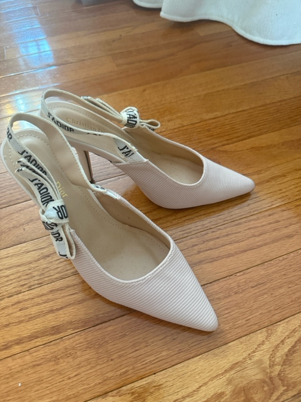 White Slingback Pointed Toe Pump